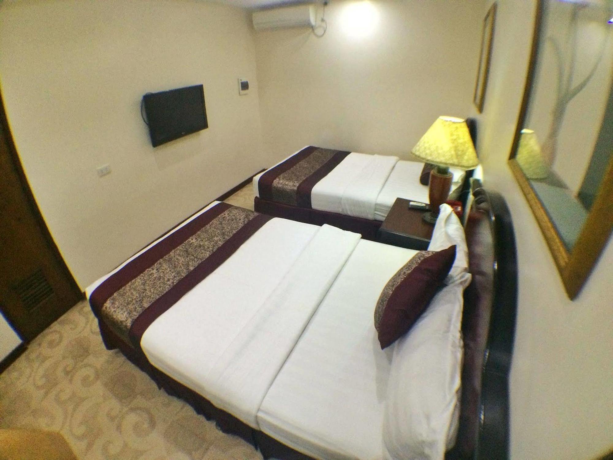 Cindy Kelly Hotel Olongapo Eksteriør bilde